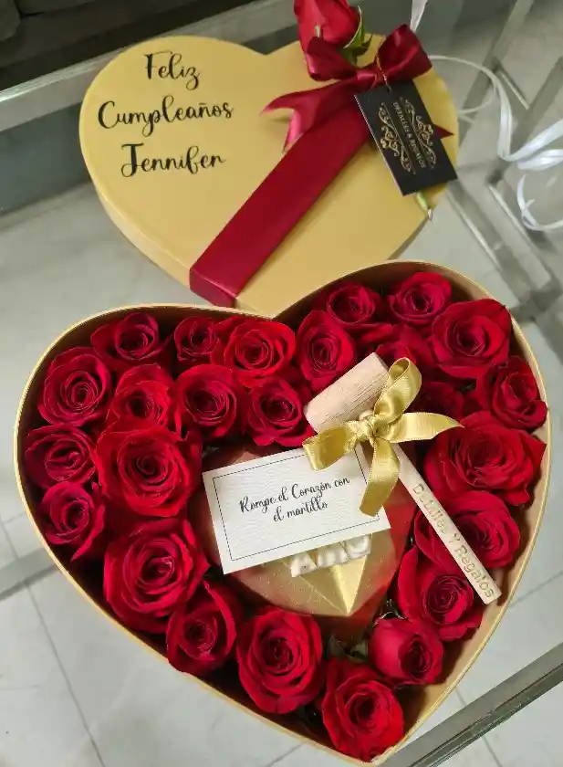 Caja Corazón De Lujo, Corazón 3d Chocolate Y Rosas (programar)