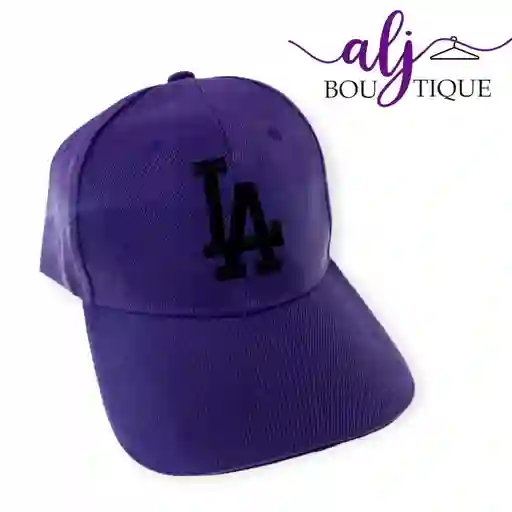 Gorra Morada Bordada