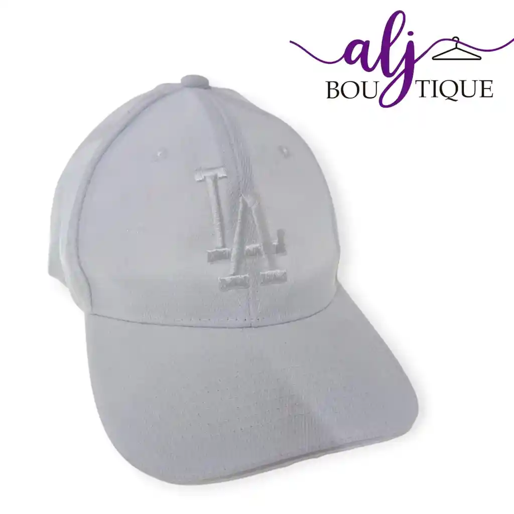 Gorra Blanca Bordada