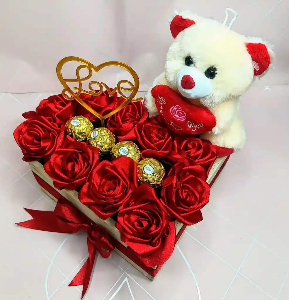 Corazón Eterno (caja De Rosas Con Oso Y Chocolates) ( Día De La Madre)