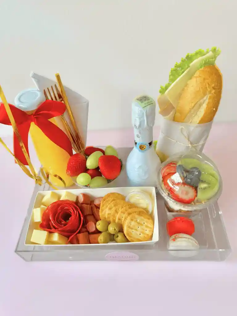 Bandeja En Acrílico Elegante, Ancheta Productos Exclusivos, Decoración Roja.