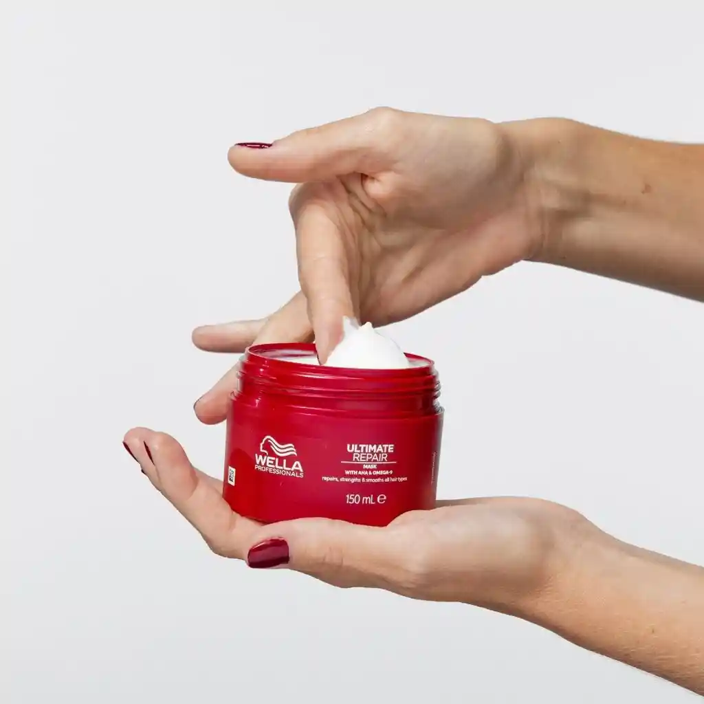 Wella Ultimate Repair Reparador 30ml + Oleo 30ml