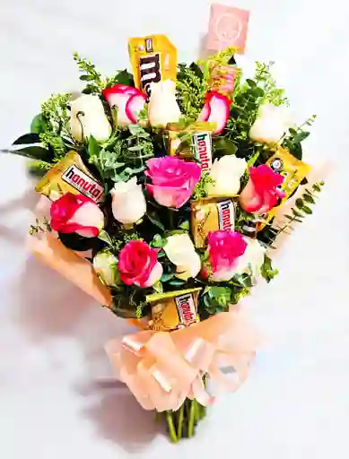 Bouquet De Rosas Mix + Chocolates M&m 7 Galletas De Chocolate