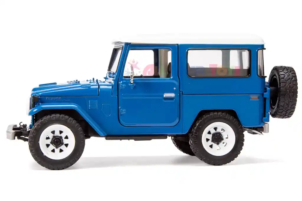 Carro De Colección Toyota Land Cruiser 1960 1/36 Original