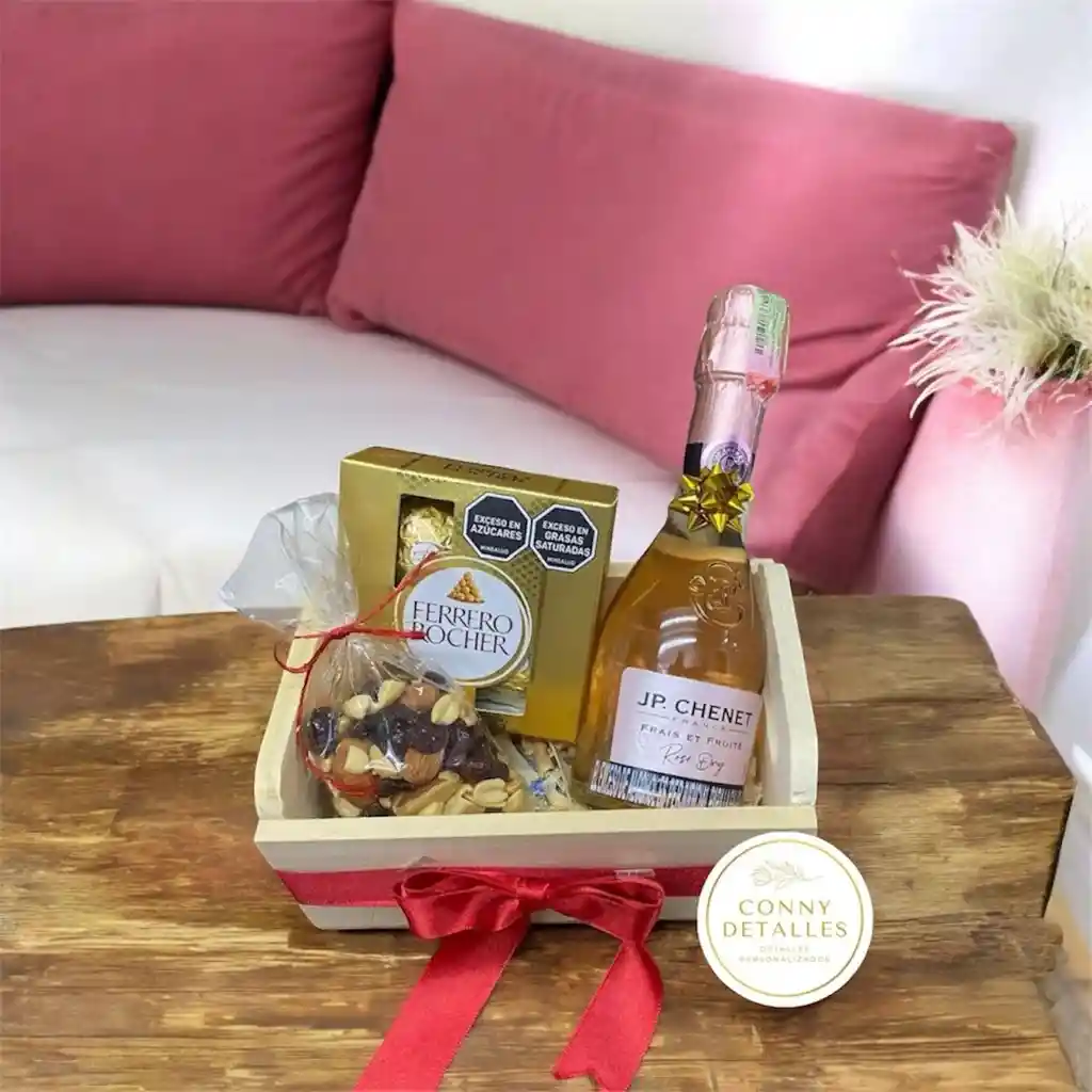 Detalle Ancheta Caja Sorpresa Premium: Un Regalo Elegante Y Delicioso