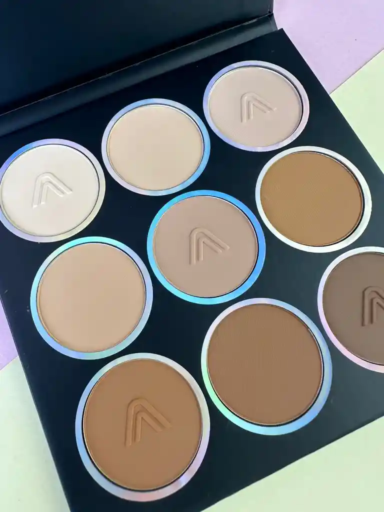 Paleta De Polvos Compactos Atenea