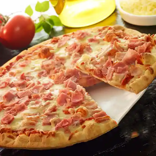 Pizza Clasica Jamon Y Queso 24x24