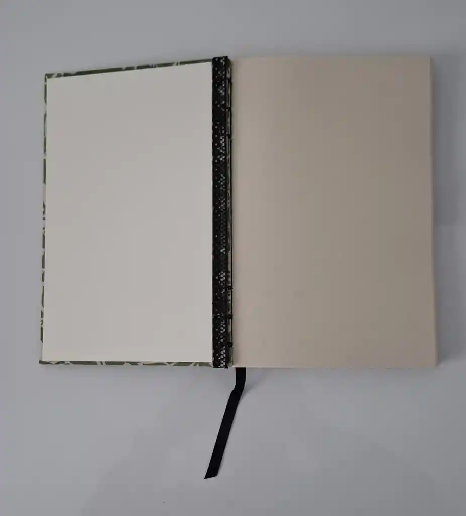 Cuaderno Belga Verde Plantas Grande Con Encaje