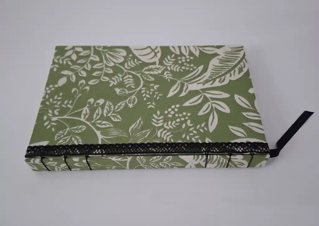 Cuaderno Belga Verde Plantas Grande Con Encaje