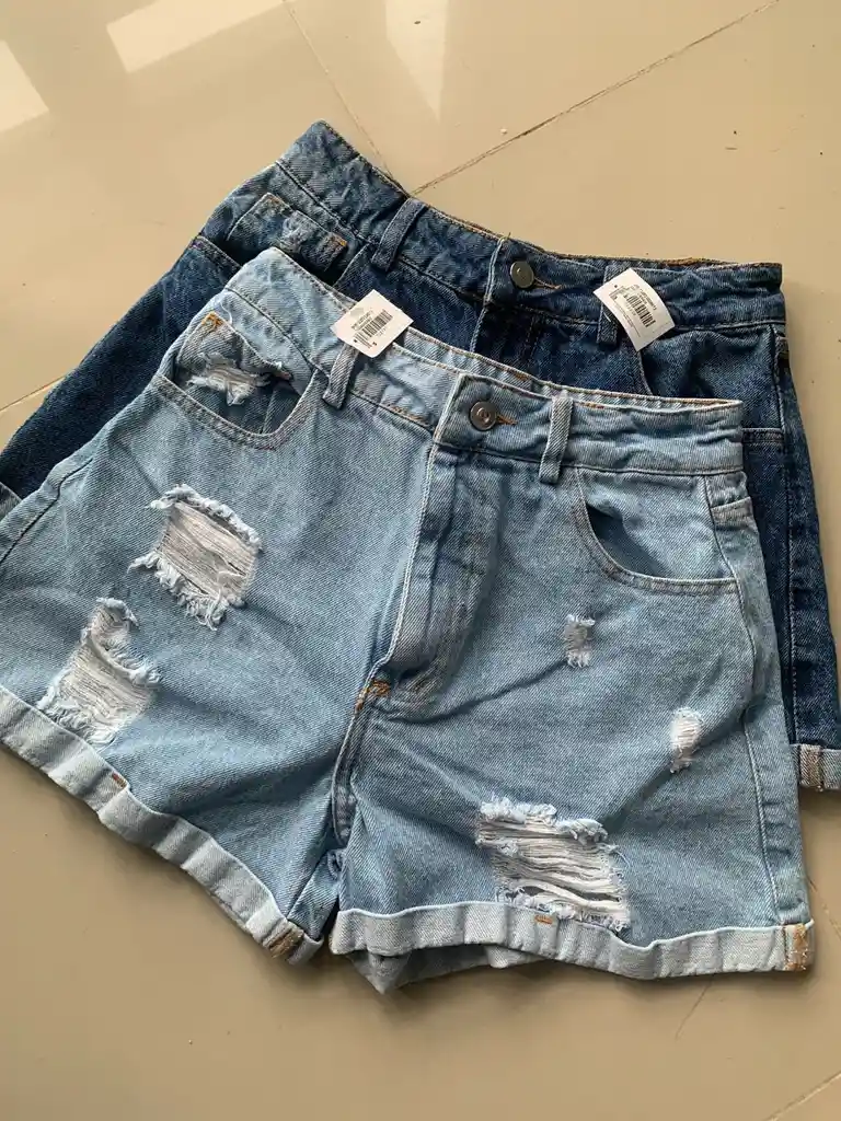 Short Rigido Celeste