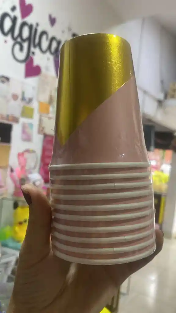 Vasos Rosa Y Dorado