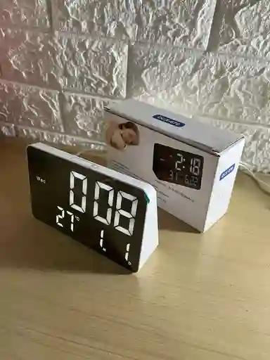 Reloj Digital Despertador Ref:dcx 670