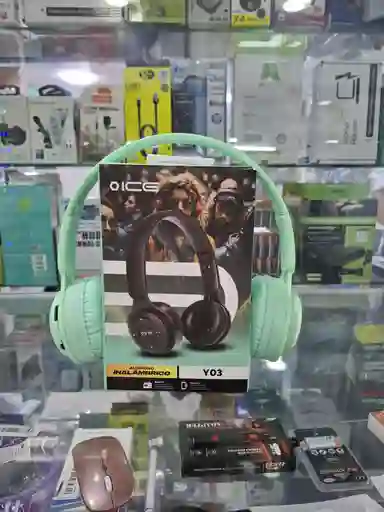 Diadema Inalambrica Bluetooth 5.0- 14 Metros 5.0 Radio Fm Botones Controles Volumen Y Otros, Color Verde