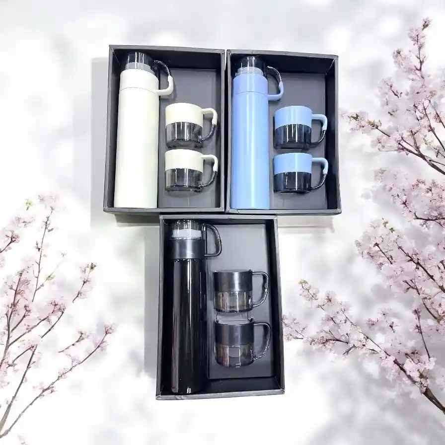 Kit Termo 600 Ml Acero Inoxidable Con 3 Tazas