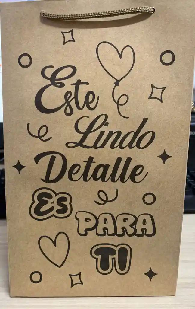 Bolsa De Regalo Kraft 27x16 Este Lindo Detalle Es Para Ti, Con Mucho Amor, Feliz Dia, Feliz Cumpleaños