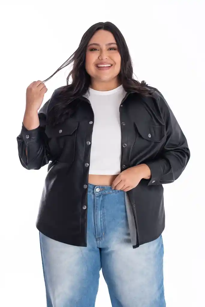 Chaqueta Larga Cuerina Negra T22