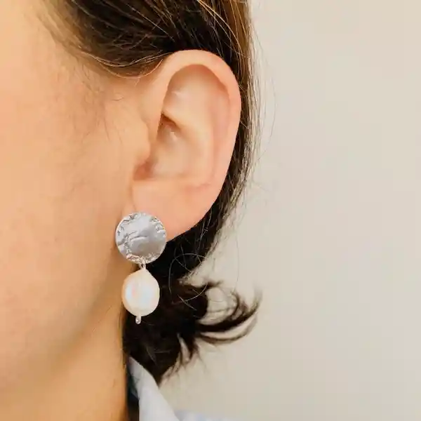 Aretes De Plata Y Perlas Planas