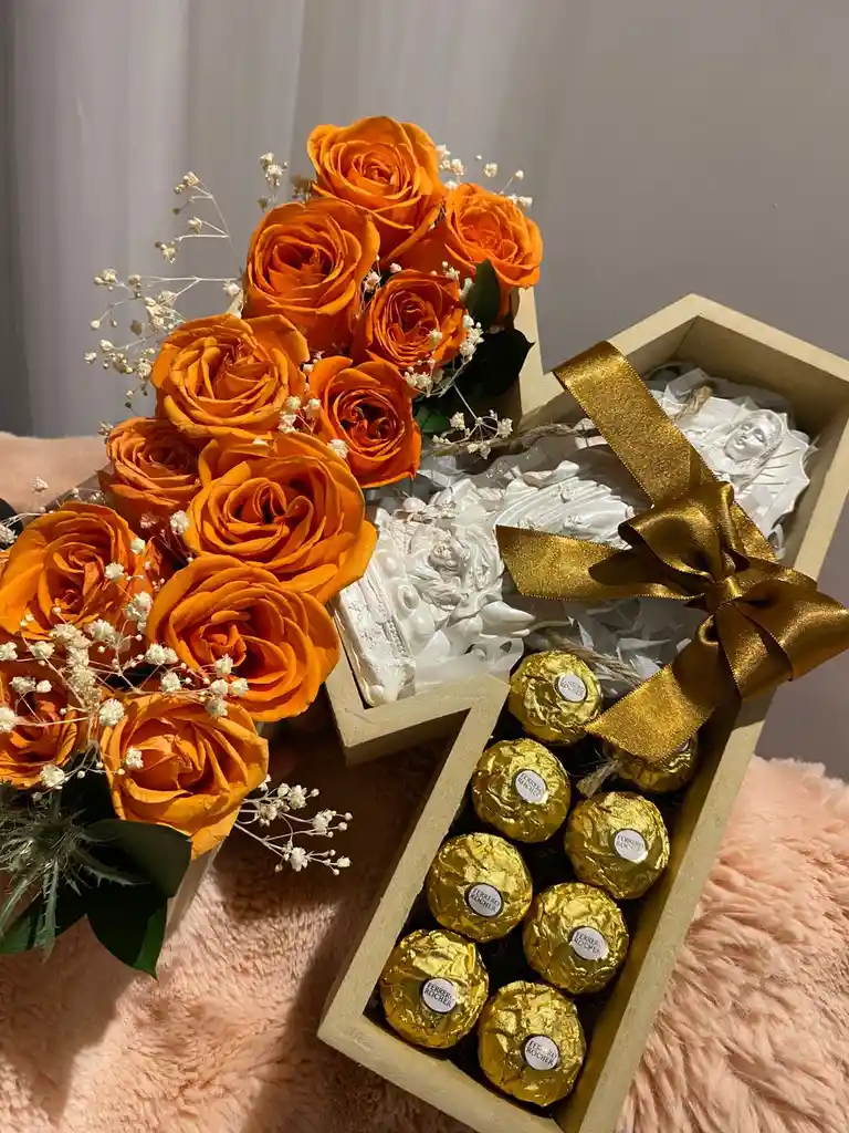 Caja Madera Con Rosas Y Chocolantes Perfecto Para El Dia De Madres- Regalo* Sorpresas- Dia Madre-regalo Madres-cumpleaños-anchetas-desayunos