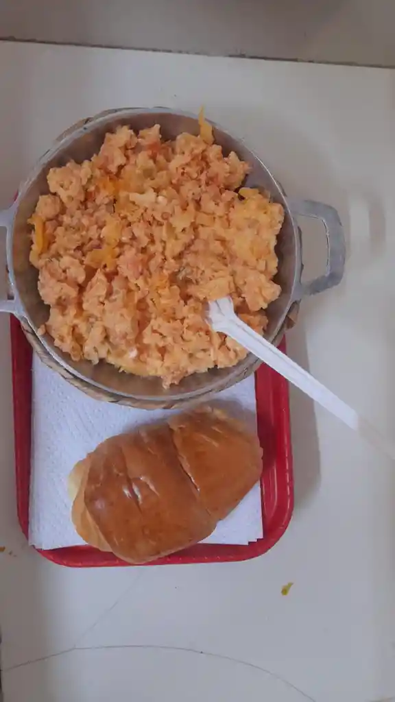 Huevos Pericos