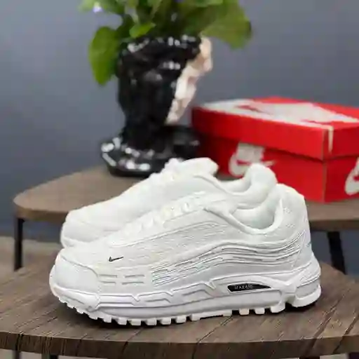 Tenis Nike