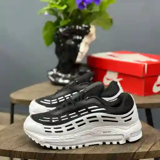 Tenis Nike