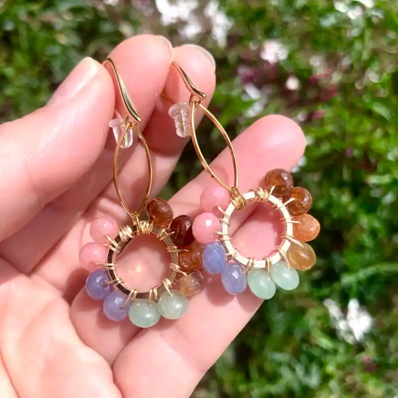 Aretes "clavel Multicolor" Piedras