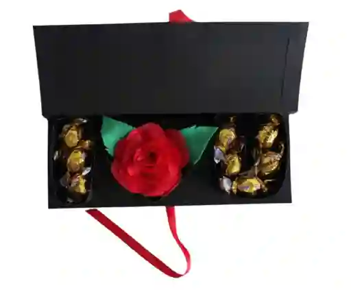 Eterno Amor: Caja "i ♥ U" Rosa Eterna Y Chocolates.