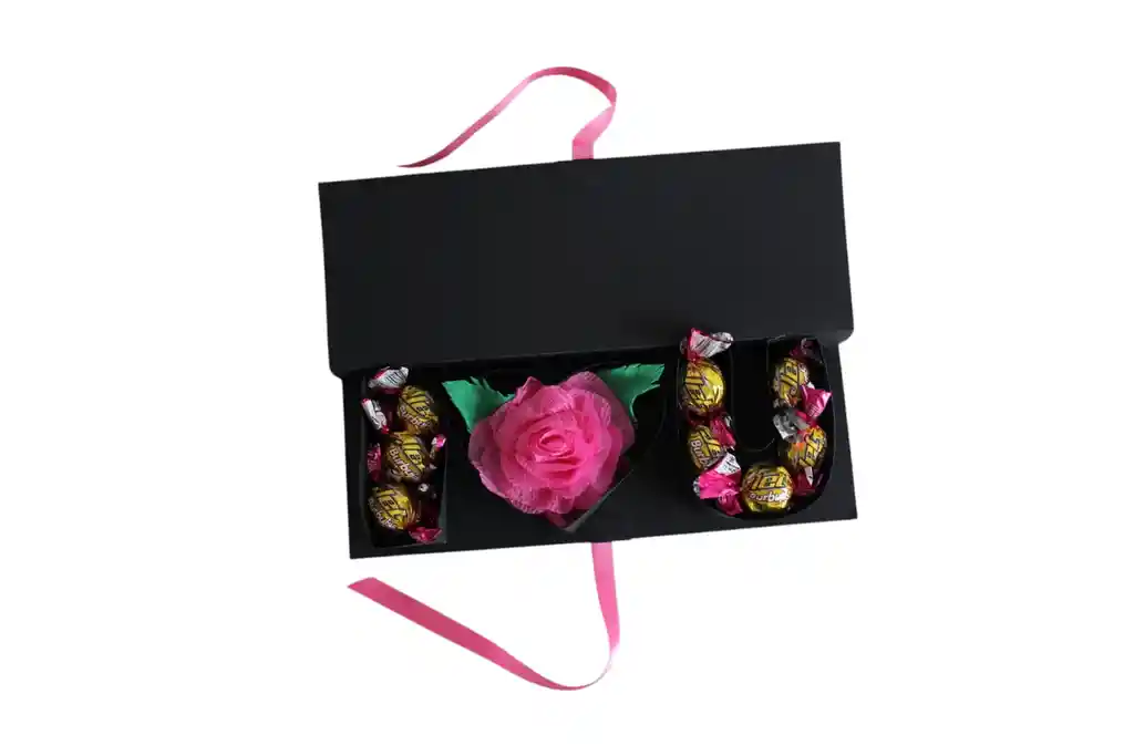 Eterno Amor: Caja "i ♥ U" Rosa Rosada Eterna Y Chocolates.