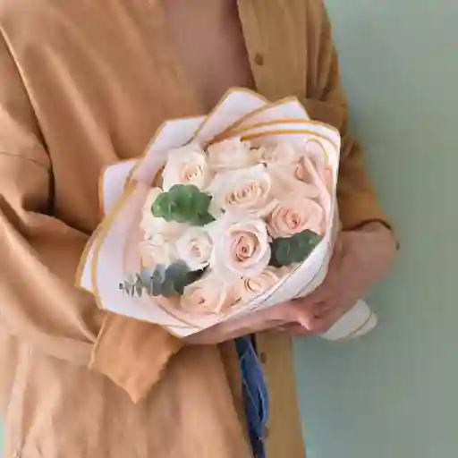 Bouquet De 12 Rosas Blancas