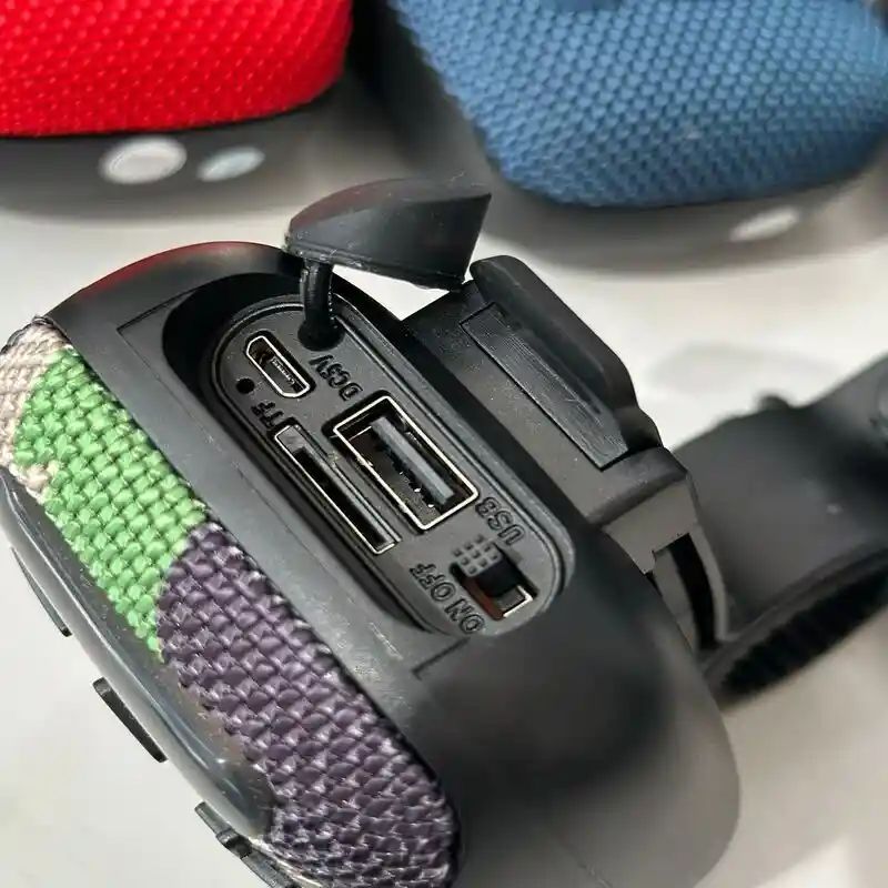 Parlante Jbl Wind 3 Fm Altavoz Bluetooth Para Manillar
