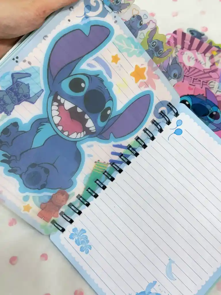 Cuaderno Cinco Materias De Stitch Rojo