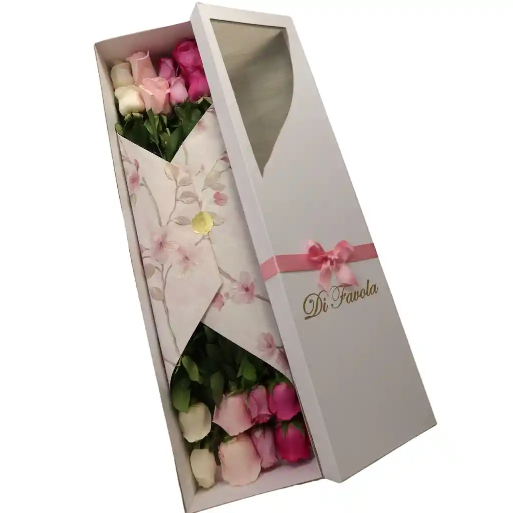 Rosas De Exportación En Elegante Caja Tradicional Y Ruscus. Edición Día De La Madre X 24 Rosas.