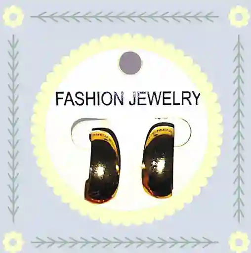 Aretes Candongas Lisas Doradas En Acero Quirurjico Inoxidable