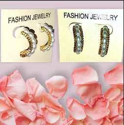 Aretes Candongas Perlas Blancas Y Doradas En Acero Quirurjico Inoxidable