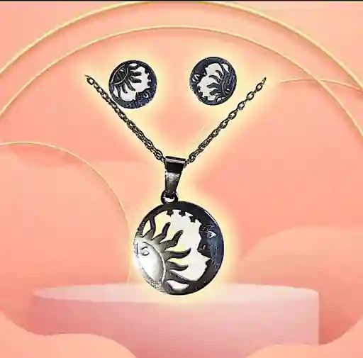 Juego Collar Y Aretes Sol Y Luna Plateado En Acero Quirúrgico Inoxidable