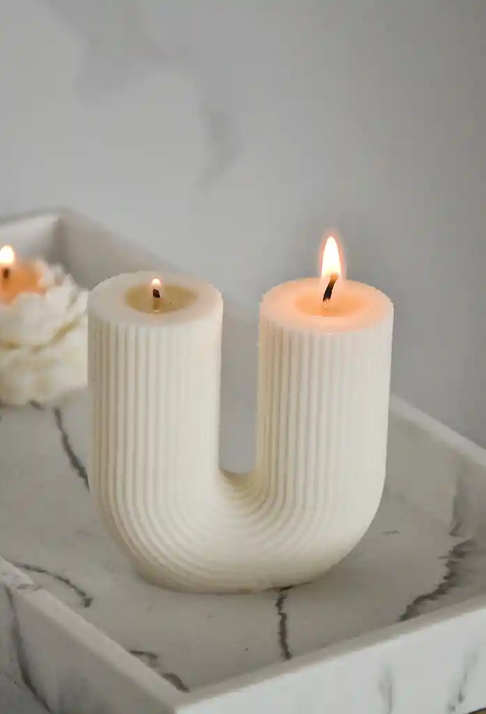 Velas Aromáticas En U Blanca