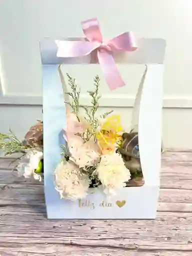 Caja Floral Con Vaso De Fresas Con Chocolate - Especial Día De La Mujer