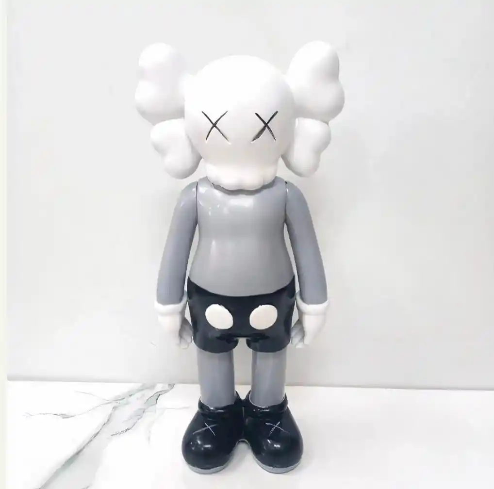 Kaws Figuras Clásicas Decorativas