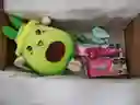 Caja Con Aguacate Peluche
