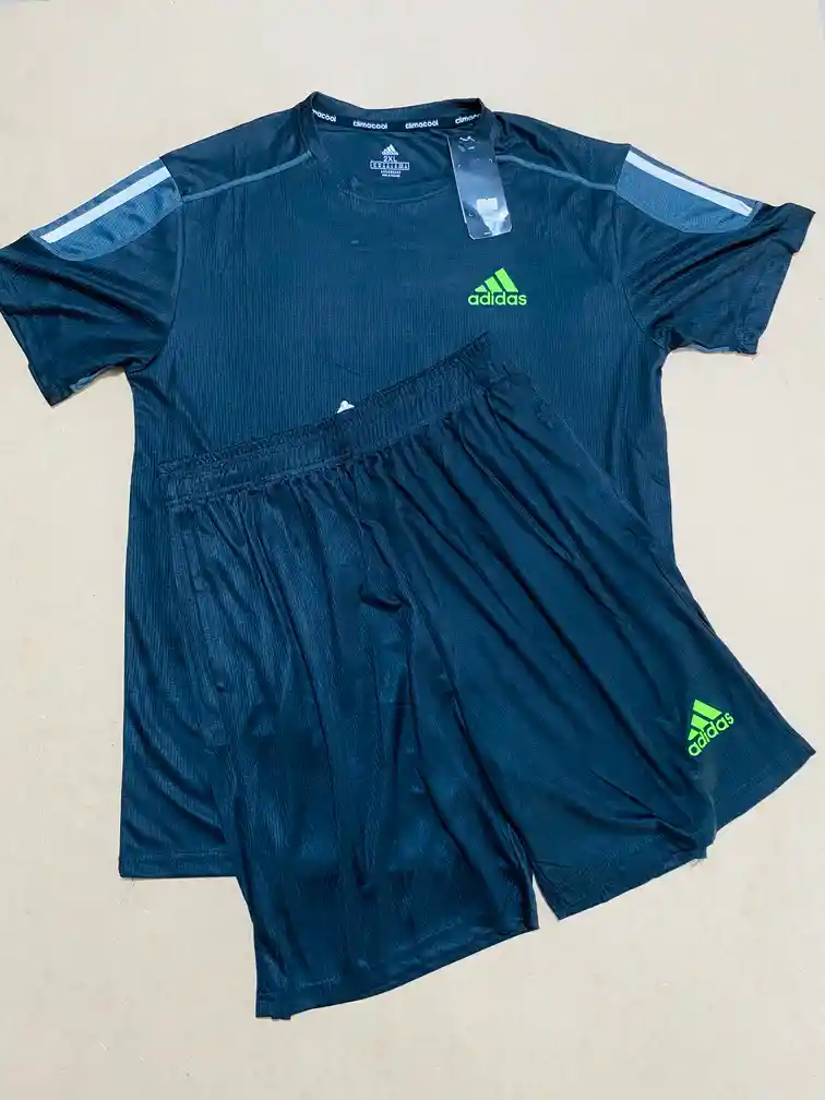 Conjunto Deportivo Pantaloneta Algodon Y Camiseta De Compresion Talla L