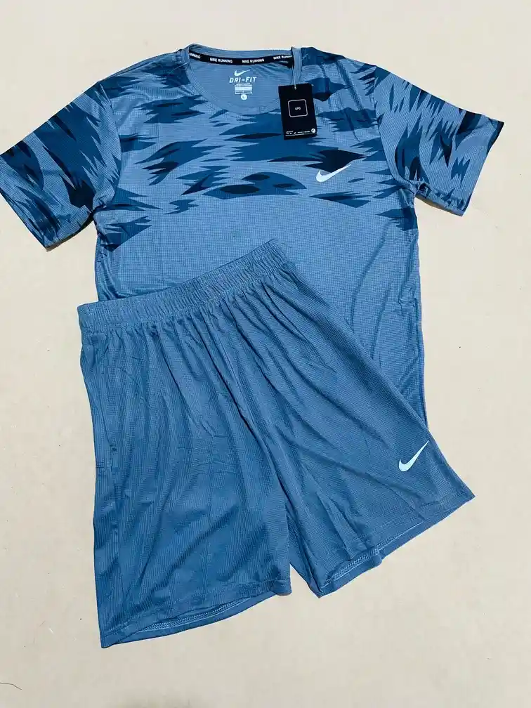 Conjunto Deportivo Pantaloneta Algodon Y Camiseta De Compresion Talla L