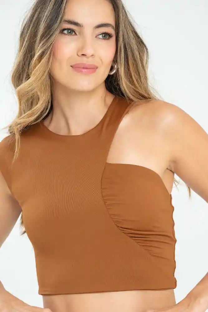 Crop Top Quinn Color Cafe Caramelo Talla Xs