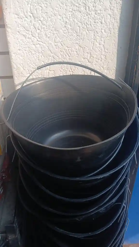 Balde Para Mezcla Negro