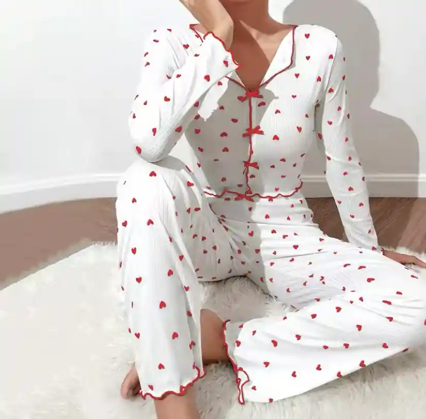 Pijama Dos Piezas Coquette Corazones Rojo (talla S-m)