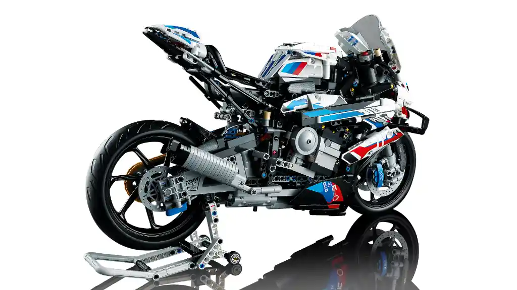 M 1000 Rr
