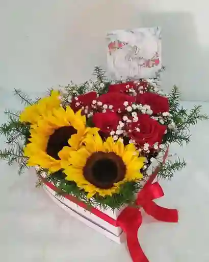 Caja De Rosas Y Girasoles