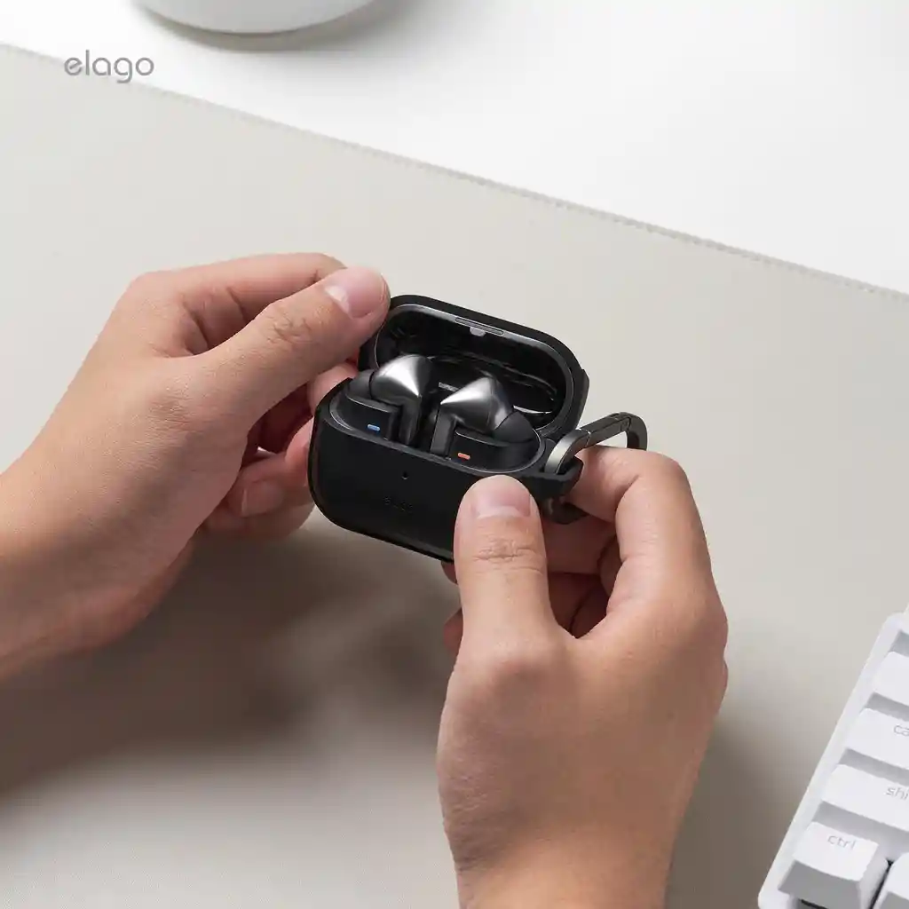 Estuche Para Galaxy Buds 3 / Buds 3 Pro Edc Con Arnes En Negro