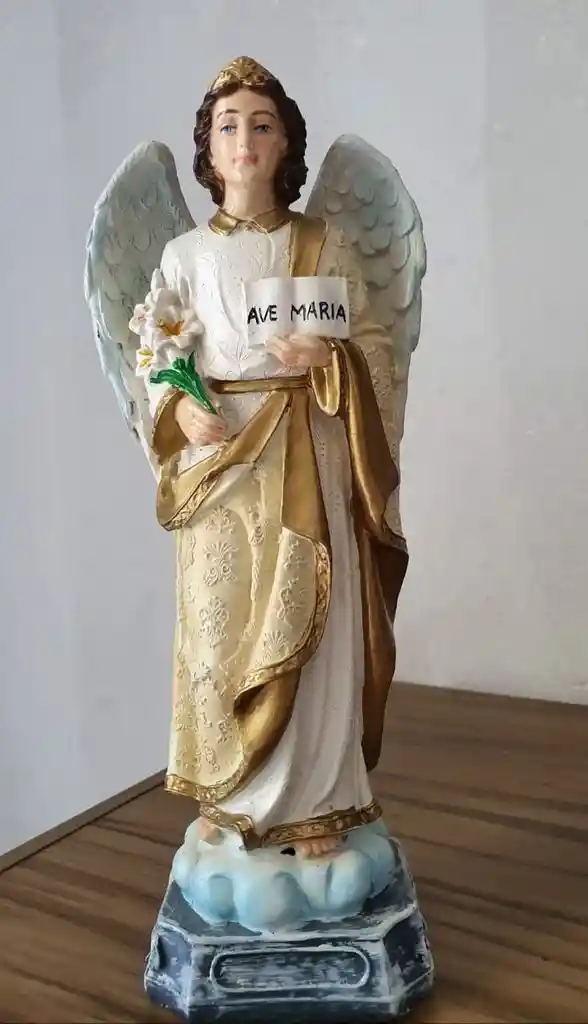 Figura En Ceramica Arcángel San Gabriel ( 15cm )