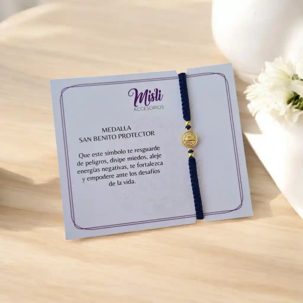 Pulsera Tejida Medalla De San Benito - Manilla De Protección Color A Elección