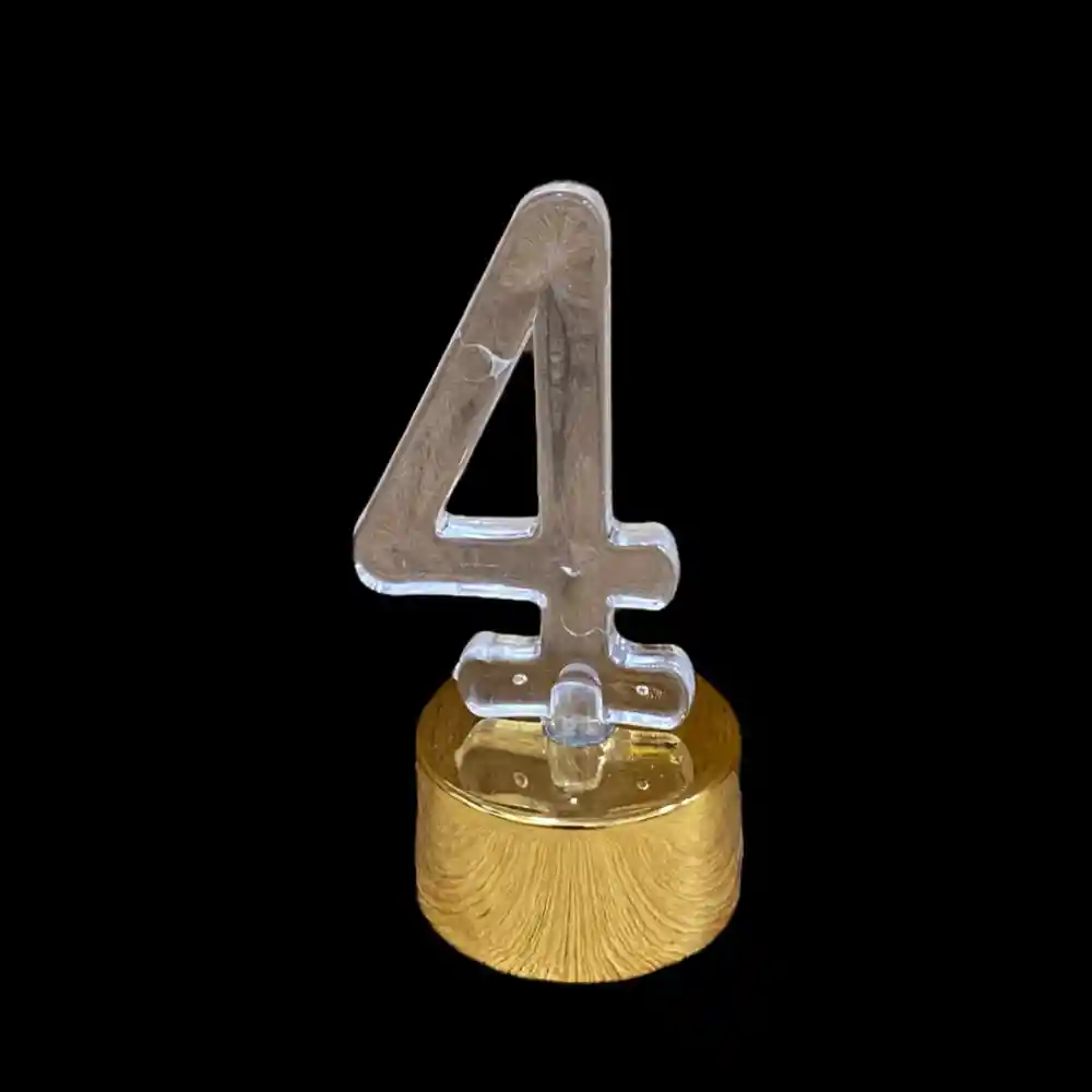 Numero 4 Con Luz Multicolor Led X 1 Und
